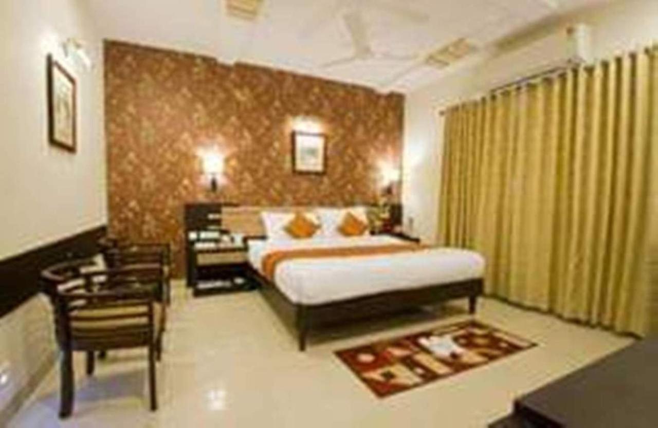Hotel Siddharth Palace 斋浦尔 外观 照片